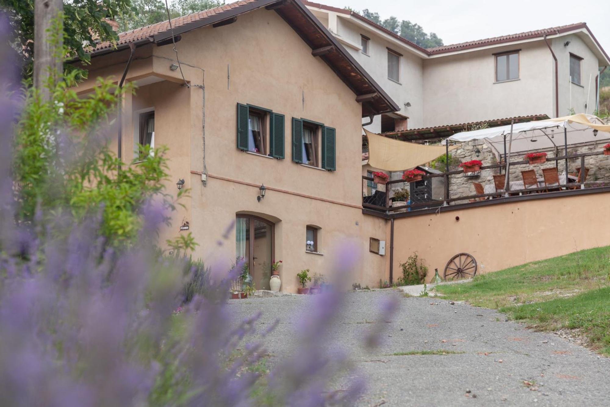 B&B Cascina Galli Merana Ngoại thất bức ảnh